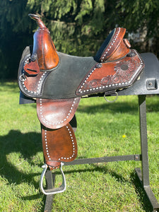 Used 15 inch original Bob Marshall treeless saddle